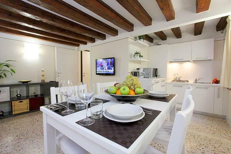 Alberto Apartment In Velence Kültér fotó
